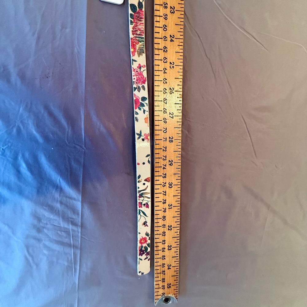 NWT ADA Cream leather floral belt Size Small MSRP $80 - Picture 9 of 9